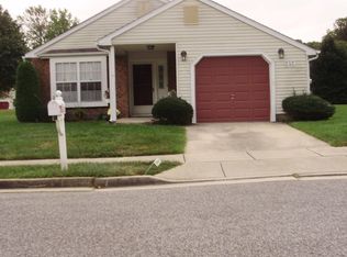 99 Lakebridge Dr, Deptford, NJ 08096