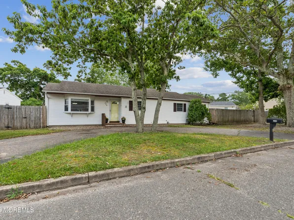 384 18th Avenue, Brick, NJ 08724