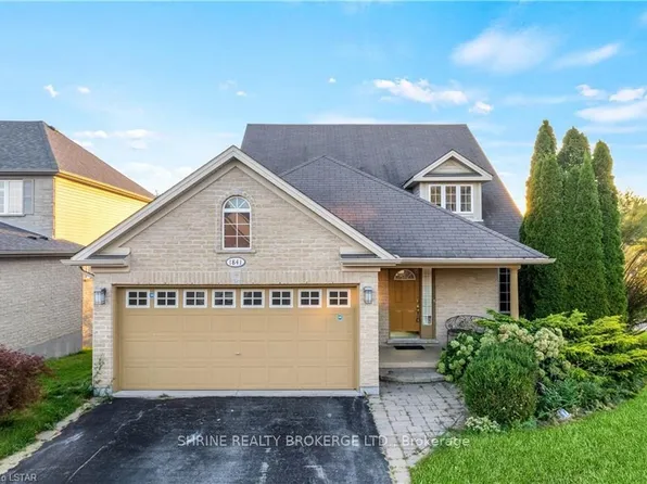 1841 Foxwood Ave, London, ON N6G 0C4