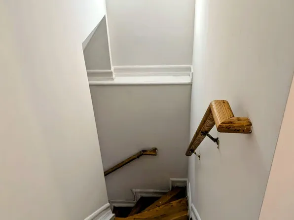 443 West 50th Street image 12 of 15