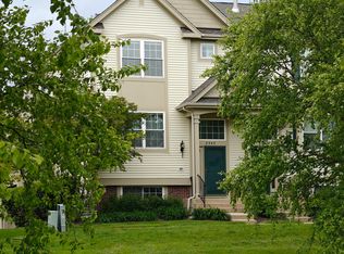 2549 N Augusta Dr #1, Wadsworth, IL 60083