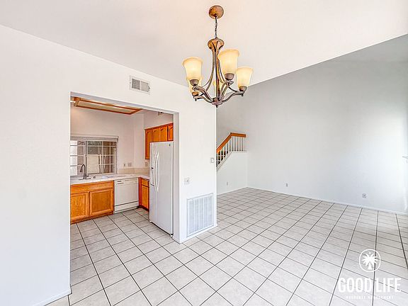 4th image of 10880 Creekbridge Pl