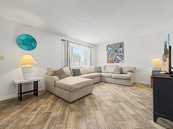 5th image of 2460 E PEBBLE BEACH Drive