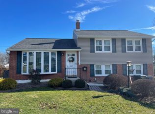 1325 Green Rd, Abington, PA 19001