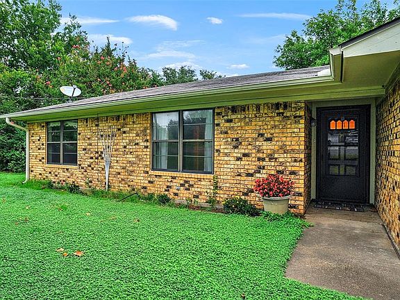 4th image of 2407 S Rolling Hill Dr