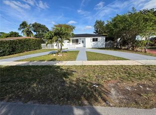 701 NE 170th St, North Miami Beach, FL 33162
