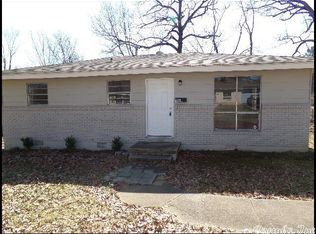 9601 Woodford Dr, Little Rock, AR 72209