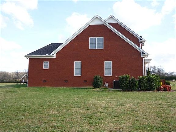 5th image of 514 Roberts Creek Cir