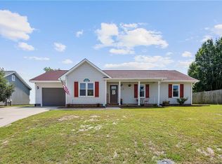 6825 Winthrop Dr, Fayetteville, NC 28311