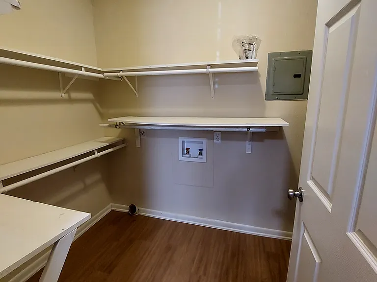306 Avenue R #B — Photo 12