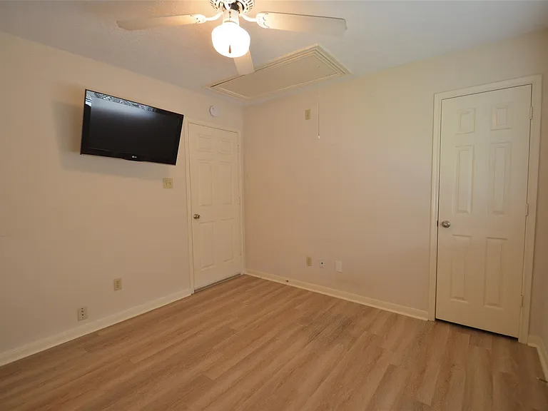 13802 Rosebranch Ct — Photo 15