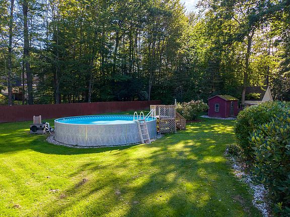 2nd image of 45 Ledgewood Road