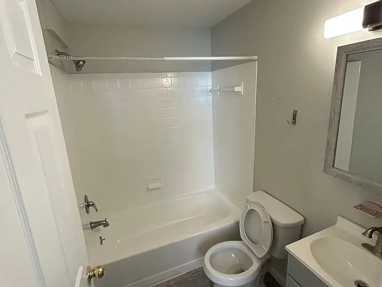 521 S Wolfe St #1R — Photo 7