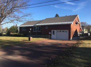 1767 Saint Marys Ln, Schenectady, NY 12303