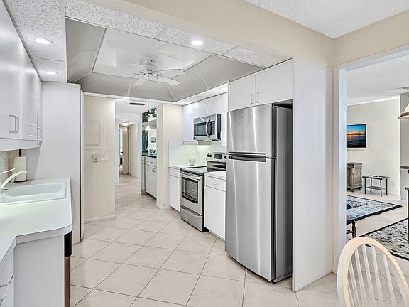 3rd image of 2200 S Ocean Boulevard #605