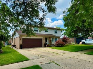 42451 Old Bridge Rd, Canton, MI 48188