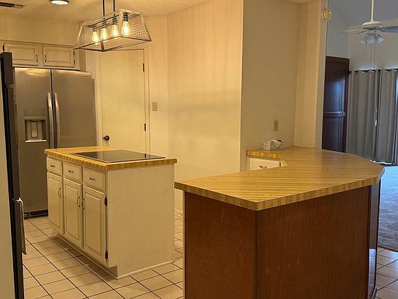 4th image of 1858 Veranda Dr