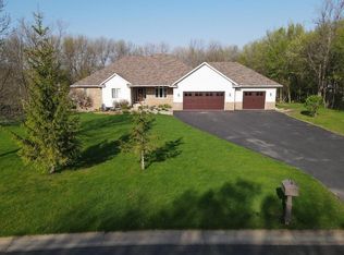 17586 Sunrise Ct SW, Prior Lake, MN 55372