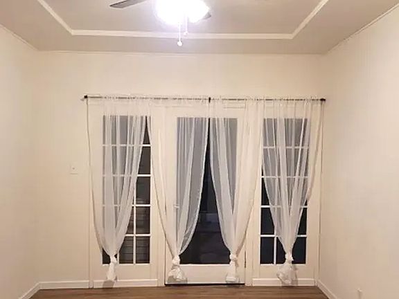 5th image of 348 Adams St