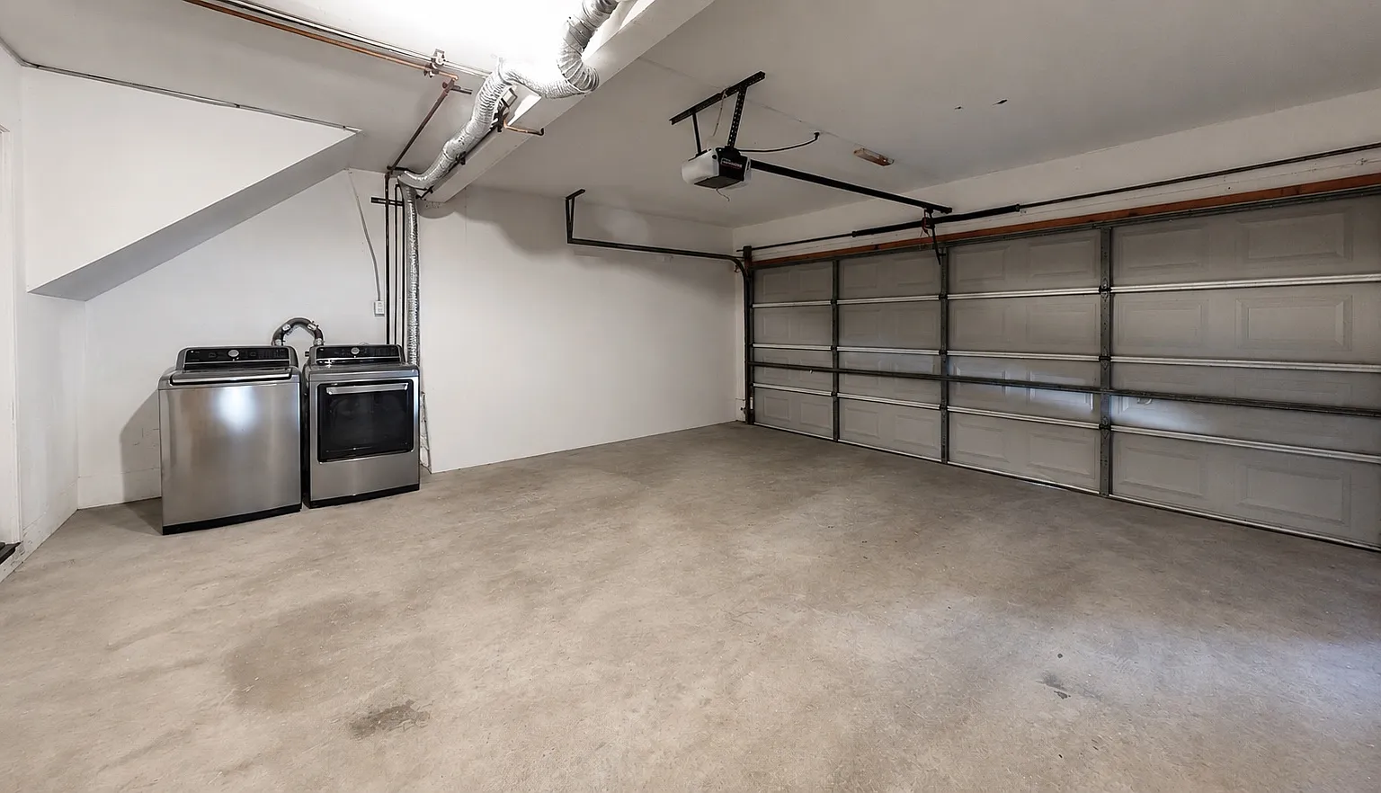 2 bed, 864 sqft, $3,850 — Photo 4