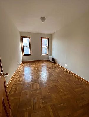 2nd image of 302 Marine Ave #D33