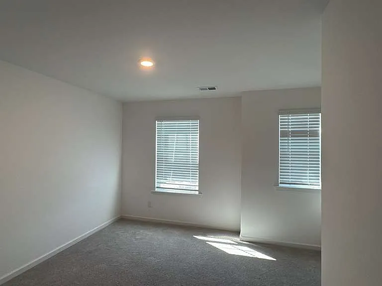145 Star Ct — Photo 8