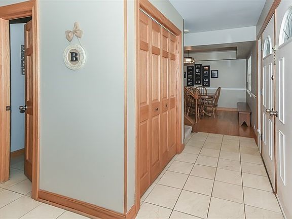 3rd image of 639 Chelmsford Ln