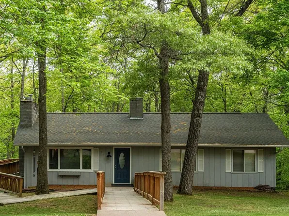 919 3rd St, Spooner, WI 54801