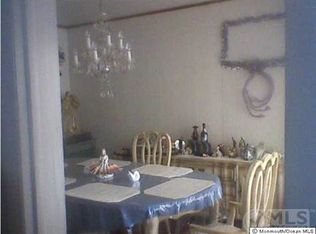 911 Egret Dr, Toms River, NJ 08753