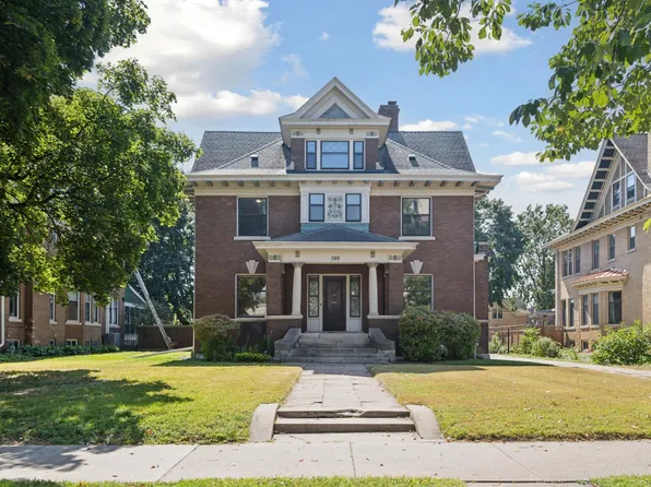 786 Summit Ave, Saint Paul, MN 55105