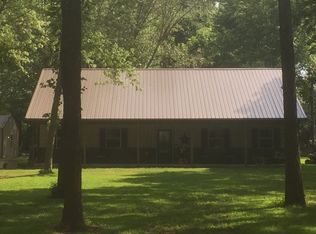 933 E Cole St, Du Quoin, IL 62832