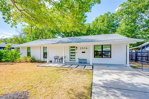 2516 Friar Tuck Ln Photo 1