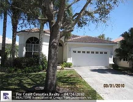 1st image of 7542 NW 71st Ter