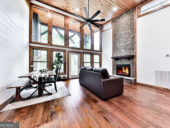 3rd image of 312 Campbell Camp Cir #70