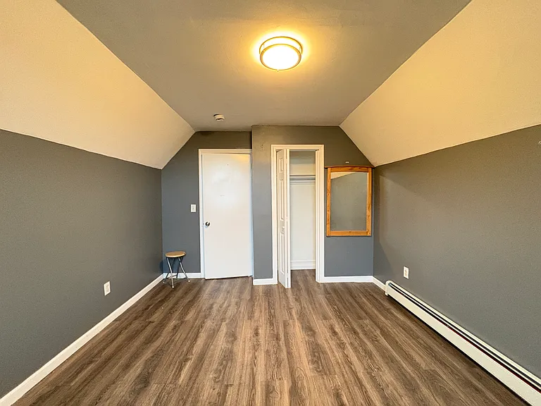 176 Garfield Ave #1 — Photo 4