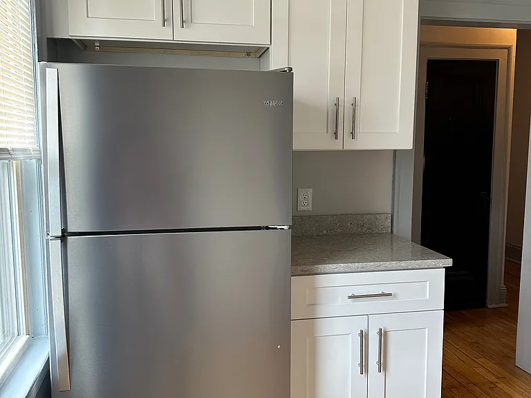 Kitchen (3 of 4)