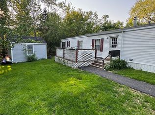 27 Sleepy Hollow Dr, Holden, ME 04429
