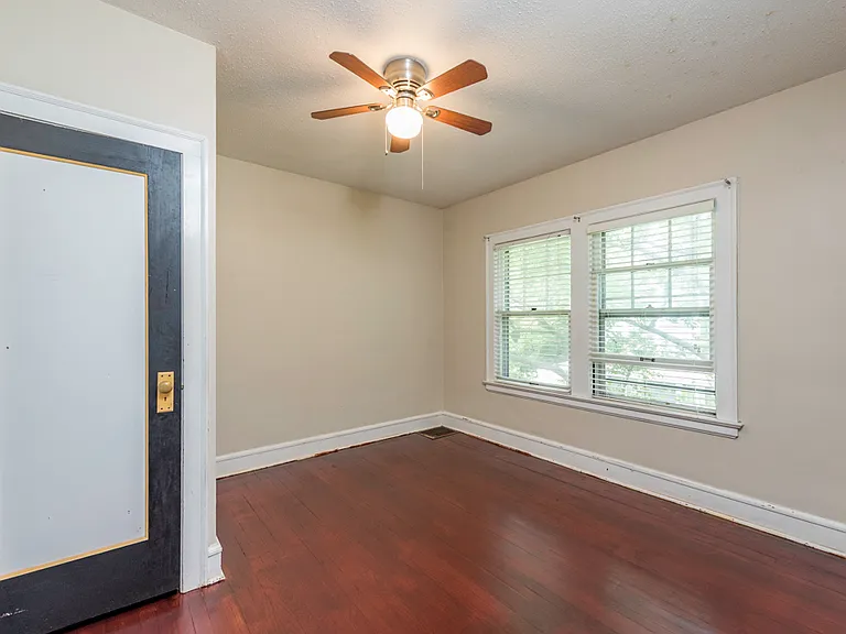 419 Hickory St #2 — Photo 20