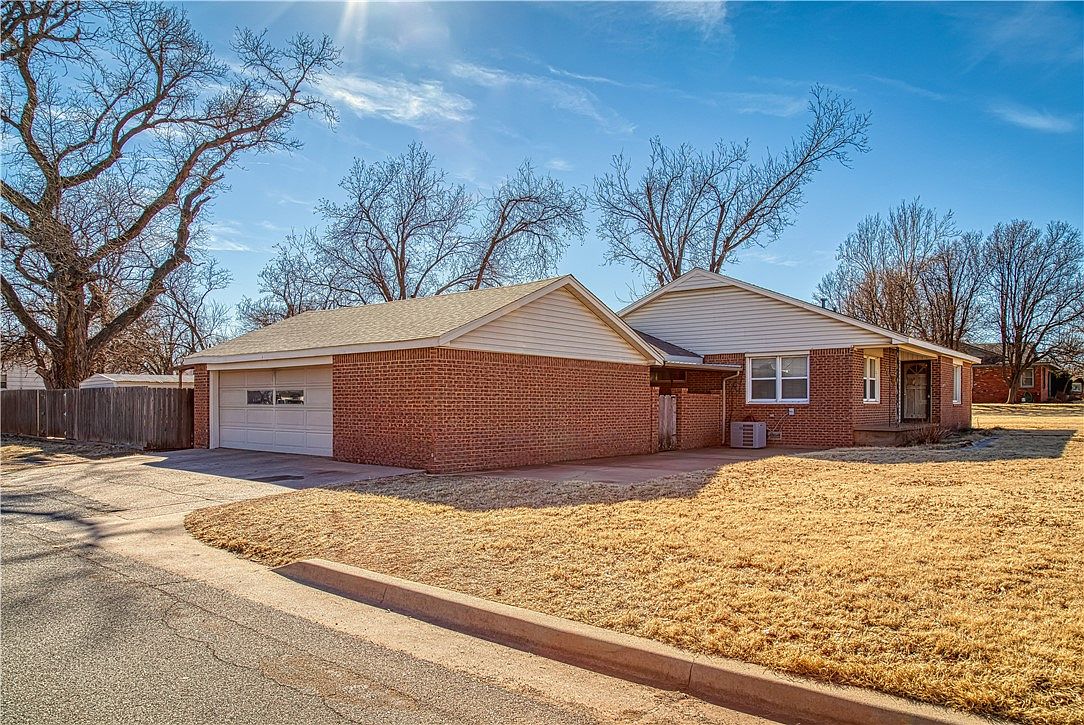 1204 W C Ave, Elk City, OK 73644 Zillow