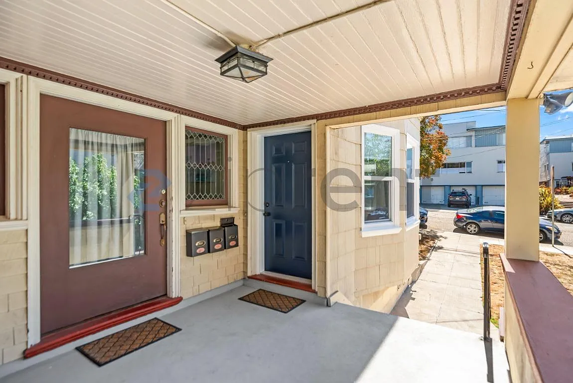 1 bed, 500 sqft, $2,000 — Photo 3