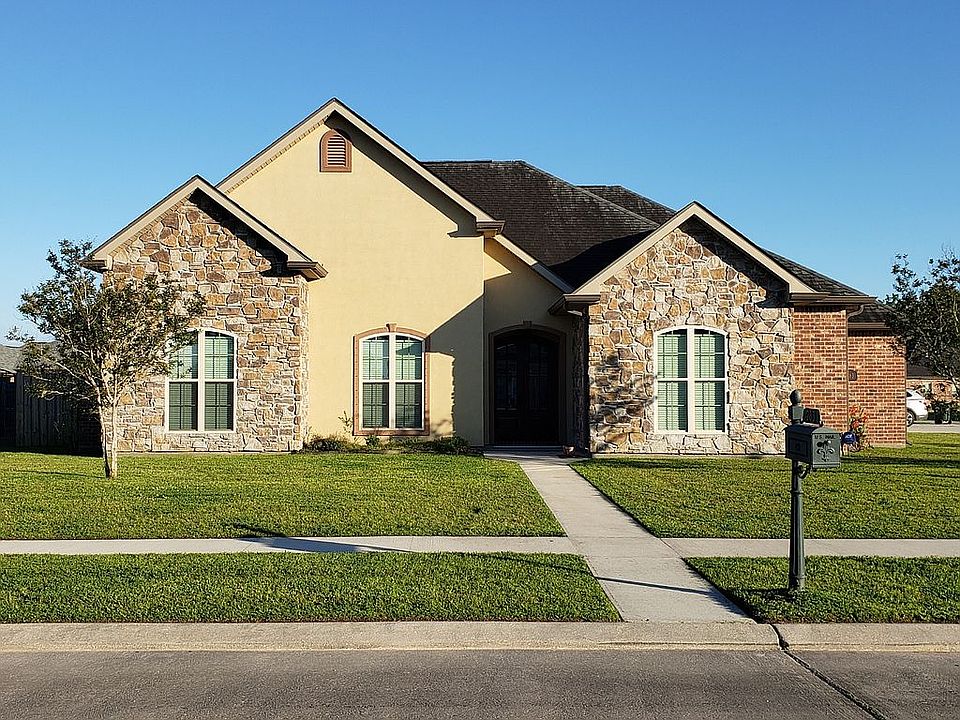 Front View of Home