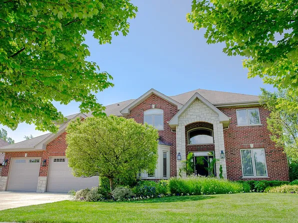 11519 Coach Dr, Mokena, IL 60448