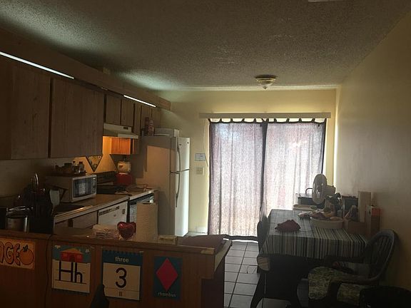 4th image of 4756 Orleans Ct APT D