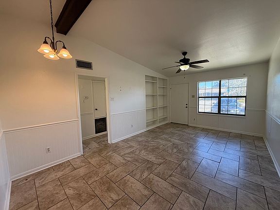 2nd image of 107 Black Cir