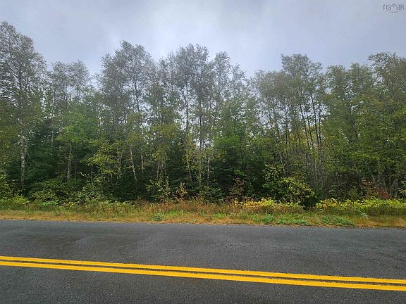 3rd image of Findley Rd N