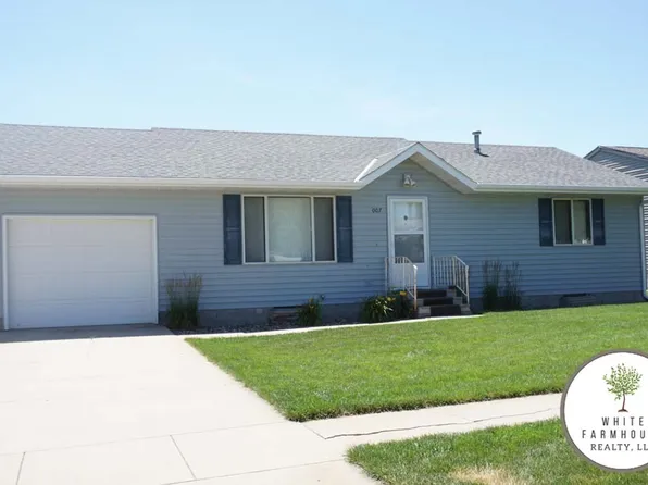 1007 Sunnyview Dr, Wayne, NE 68787