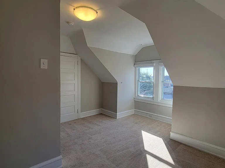 113 Grayling Ave #2 — Photo 19