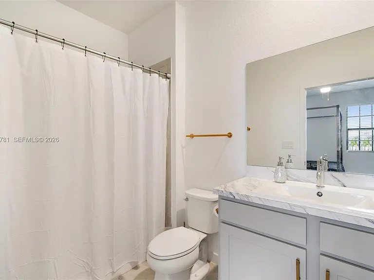 1181 SW 7th Ct #1181 — Photo 17