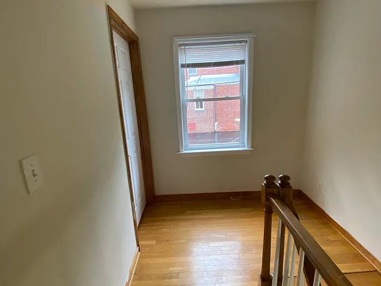 909 W Grace St #6 — Photo 18