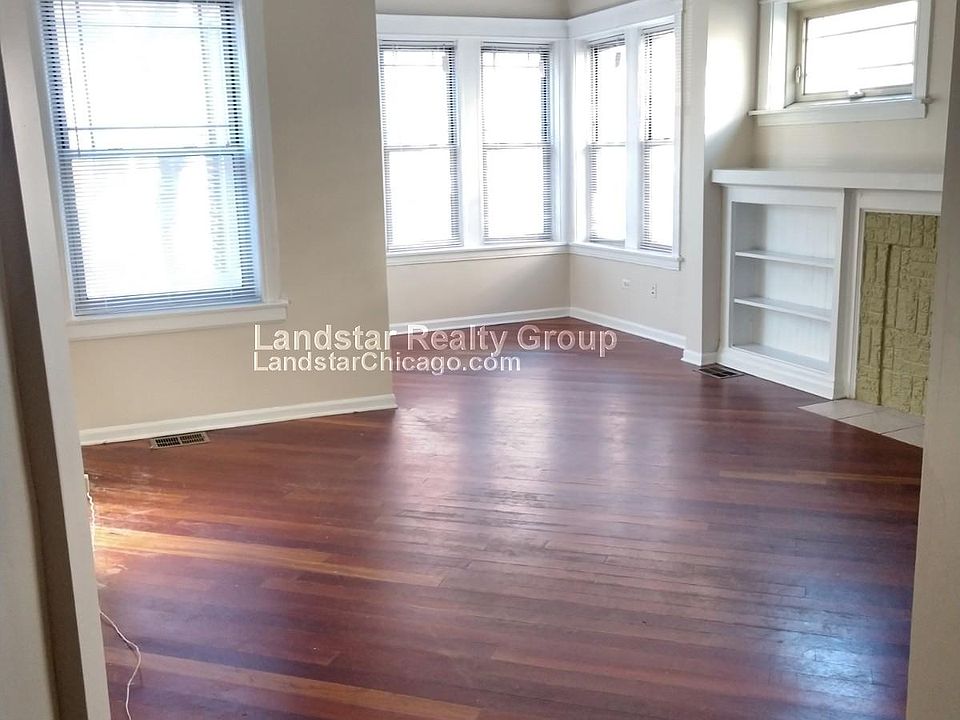 1st image of 7515 N Greenview Ave #1